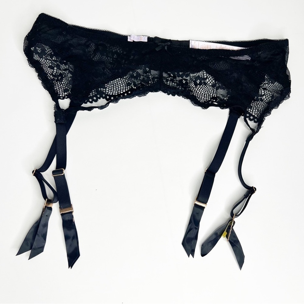 Savage x Fenty Black Lace‎ Garter